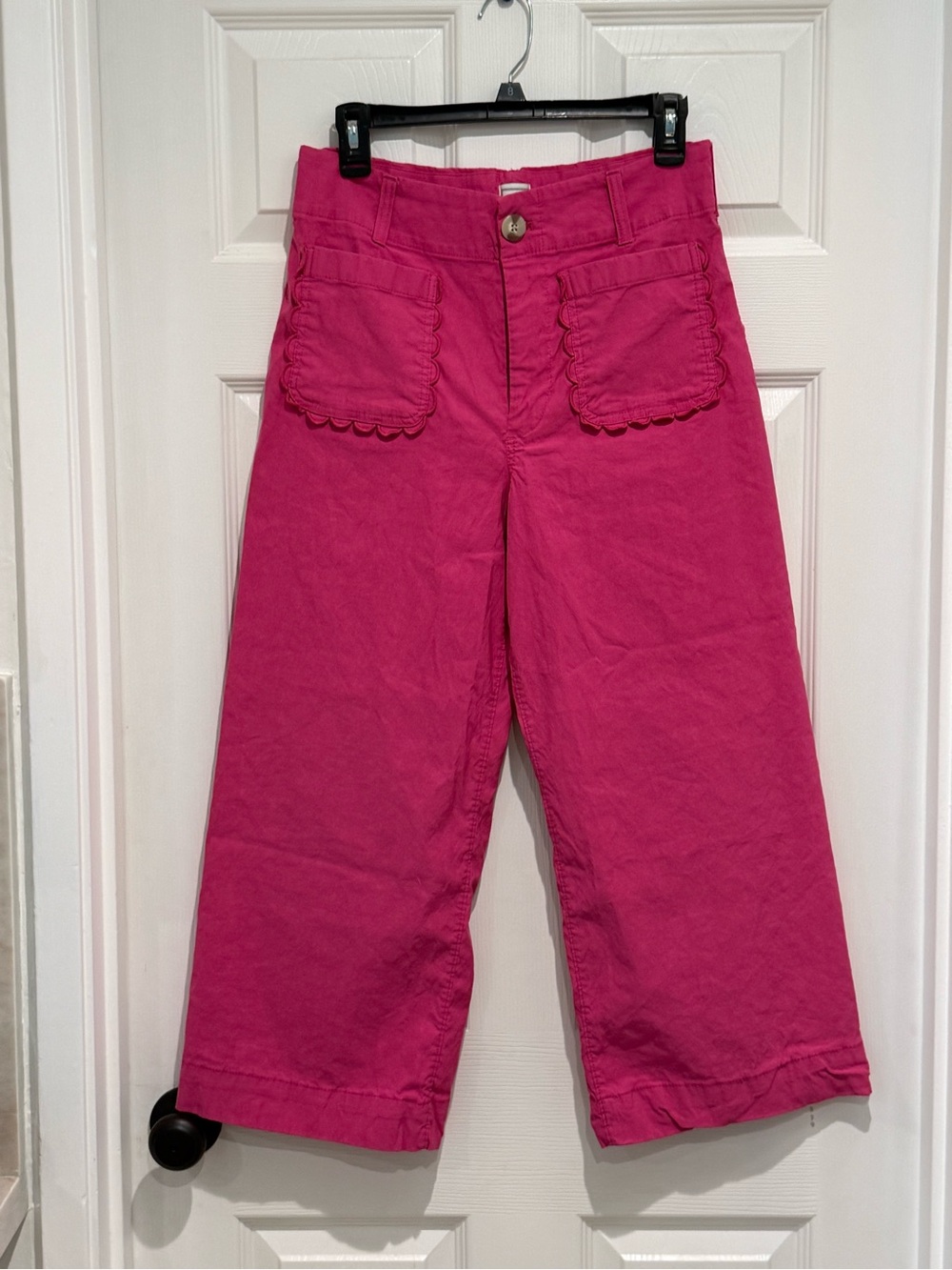 Maeve Bright Pink Wide-Leg Cropped Pants with Scalloped Pockets